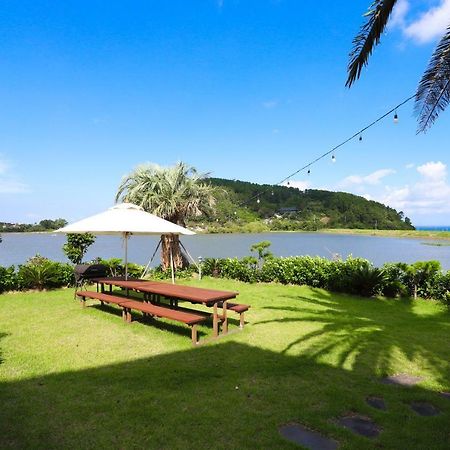 Jeju Lake Pension Εξωτερικό φωτογραφία