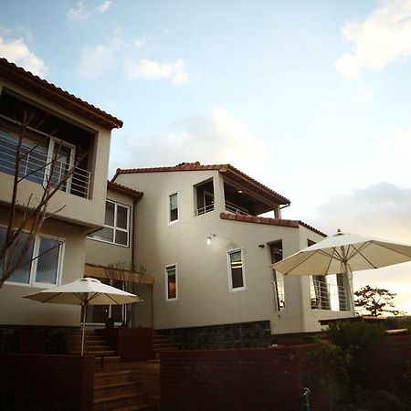 Jeju Lake Pension Εξωτερικό φωτογραφία