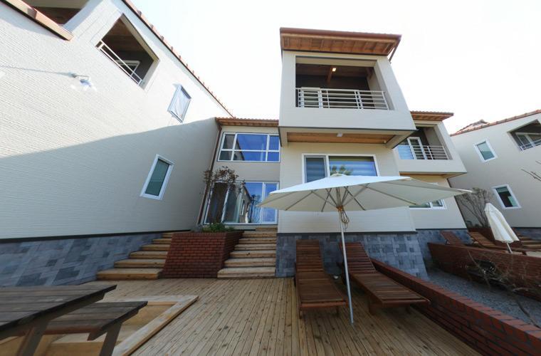 Jeju Lake Pension Εξωτερικό φωτογραφία